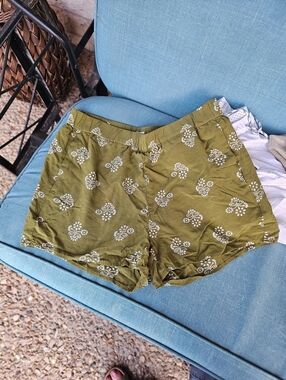 Madewell Greem Soft Viscose Elastic Pyll On Shorts Size S